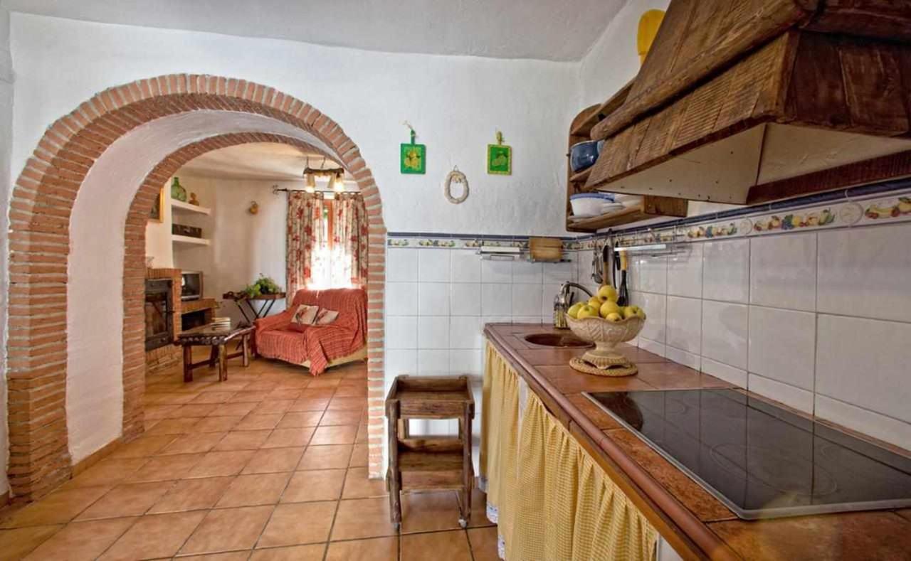 Cortijo La Gineta Guest House Алкала ла Реал Екстериор снимка