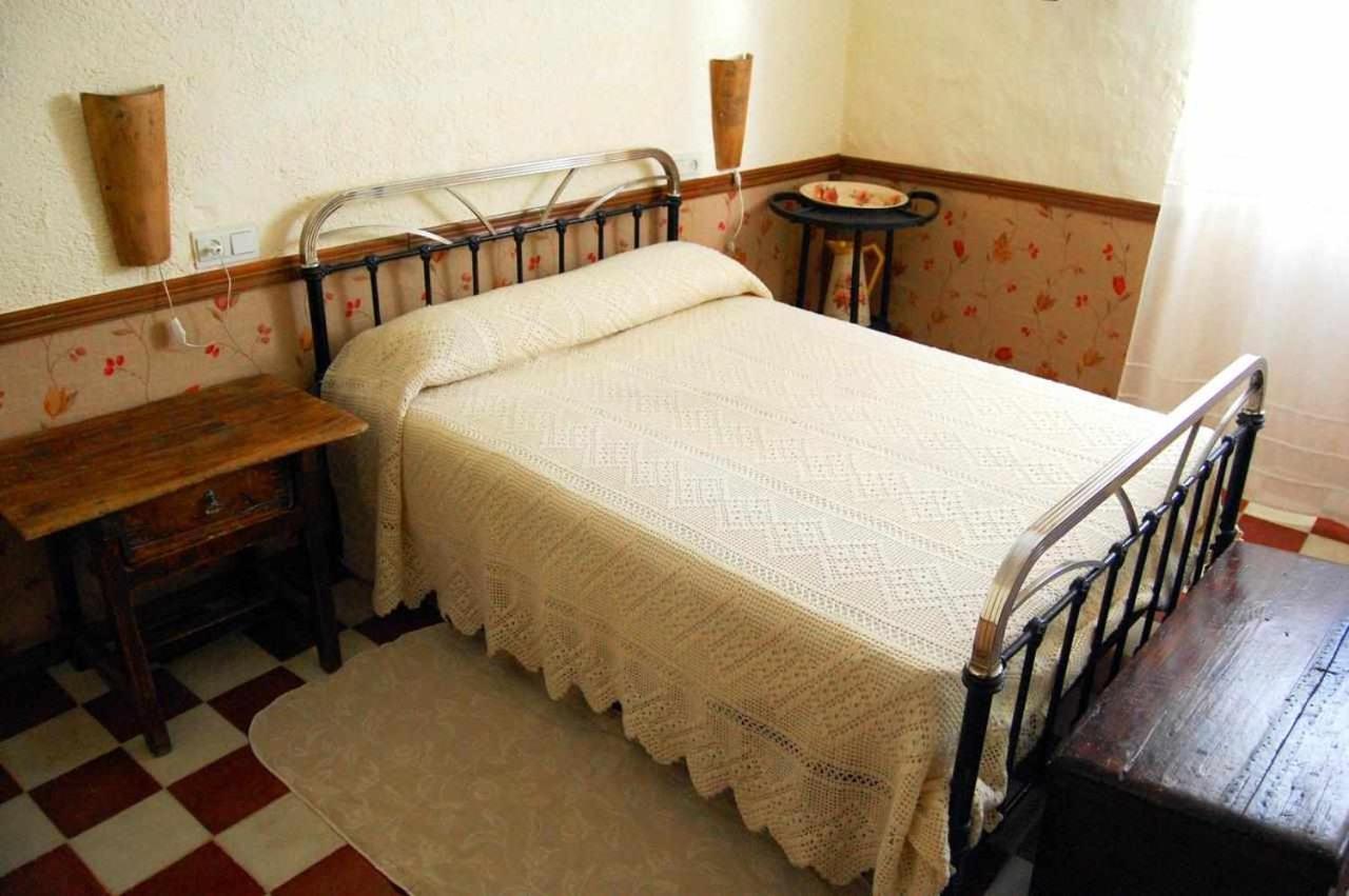 Cortijo La Gineta Guest House Алкала ла Реал Екстериор снимка